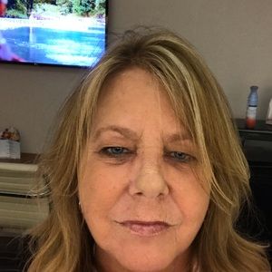 Meet your Posher, Kellie